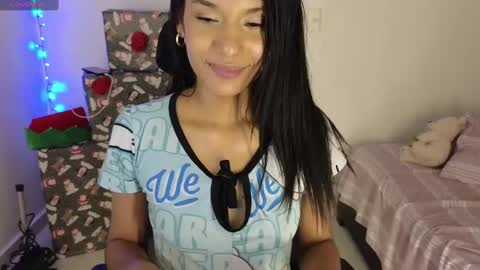 Snapshot of kharelys_777 chatting on 12/06/24, 03:30 Karelys M. online show from 12/06/24, 03:30