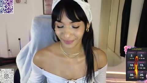 Snapshot of kharelys_777 chatting on 01/15/25, 11:19 Karelys M. online show from 01/15/25, 11:19