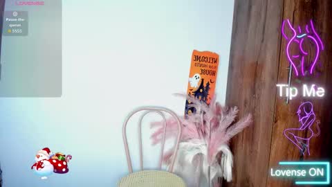 khate_smith online show from 11/08/25, 04:07