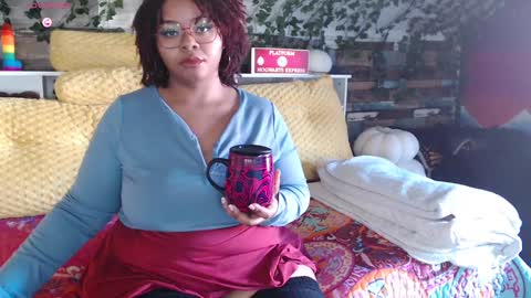 Snapshot of khayaparker chatting on 01/08/25, 02:14 Khaya online show from 01/08/25, 02:14