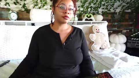 Snapshot of khayaparker chatting on 03/03/25, 07:39 Khaya online show from 03/03/25, 07:39