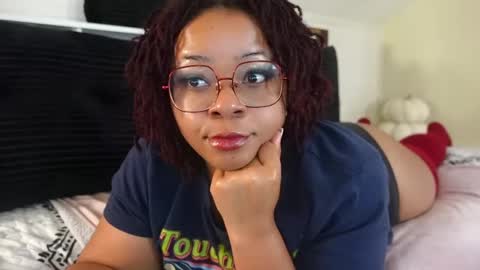 Snapshot of khayaparker chatting on 11/07/25, 08:20 Khaya online show from 11/07/25, 08:20