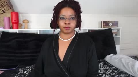 Snapshot of khayaparker chatting on 12/21/25, 05:20 Khaya online show from 12/21/25, 05:20