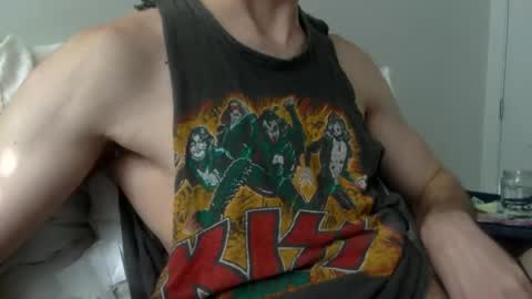 Snapshot of kheaven711 chatting on 11/19/25, 07:47 Kheaven711 online show from 11/19/25, 07:47