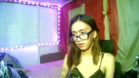 Snapshot of khelseyfck chatting on 04/03/26, 12:58 Khelsey online show from 04/03/26, 12:58