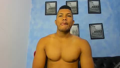 khen_west1 online show from 10/22/25, 07:02