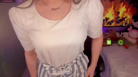 Khi.  online show from 12/02/24, 04:42