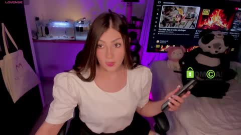 Khi.  online show from 01/04/25, 07:45