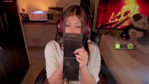 Khi.  online show from 02/25/25, 06:25