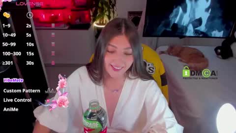 Khi.  online show from 09/25/25, 05:00