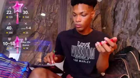 khler_angelis online show from 11/10/25, 12:37