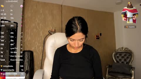 Khloe online show from 12/13/24, 04:38