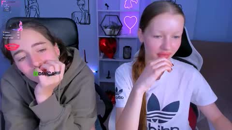 khloebeauty online show from 10/15/25, 07:25