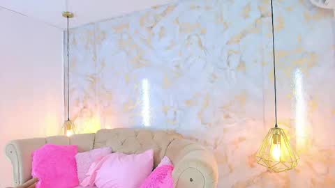 Khloe online show from 04/15/26, 05:58