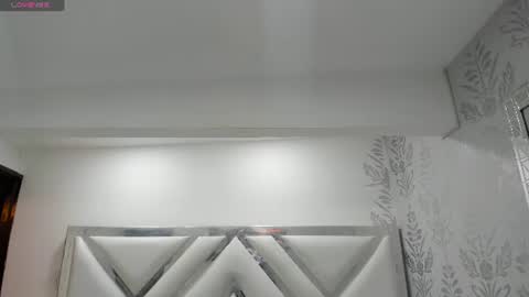 Snapshot of khloeblake chatting on 07/18/26, 03:54 Khloe online show from 07/18/26, 03:54