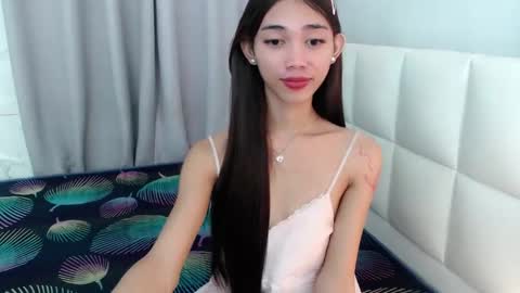 Snapshot of khloedoll_ chatting on 03/03/26, 02:12 khloe online show from 03/03/26, 02:12