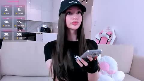 Snapshot of khloeforever chatting on 02/13/26, 08:38 khloe online show from 02/13/26, 08:38