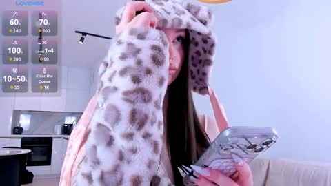 Snapshot of khloeforever chatting on 02/21/26, 07:42 khloe online show from 02/21/26, 07:42