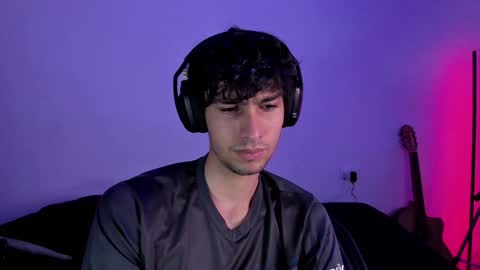 khozler_ online show from 01/15/25, 02:49