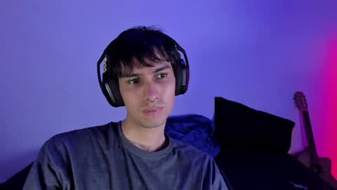 khozler_ online show from 02/04/25, 05:53