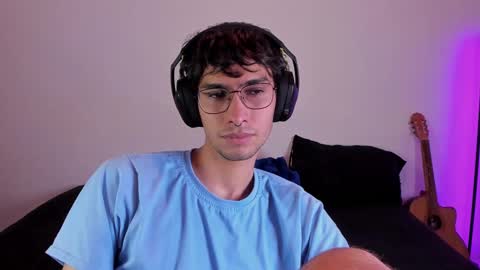 khozler_ online show from 02/18/25, 12:28