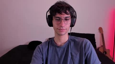 khozler_ online show from 02/22/25, 12:19