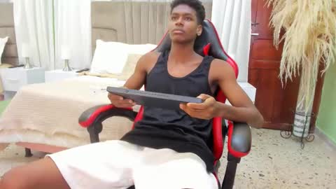 Kris Evans online show from 01/05/26, 06:44