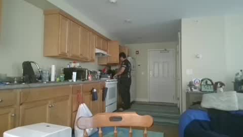 Snapshot of ki983799 chatting on 10/06/25, 09:01 CJ online show from 10/06/25, 09:01