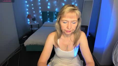 Ellie online show from 03/07/26, 10:45