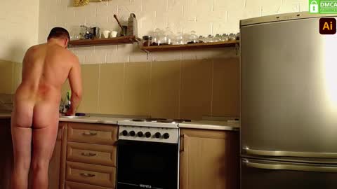 Snapshot of kiabigdick chatting on 02/11/25, 10:26 Hey Im Ivan everyday online 9am to 6pm 6 GMT Help me Reach K FollowerslPut your finger up online show from 02/11/25, 10:26