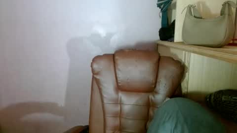 Kiana online show from 10/18/25, 07:03