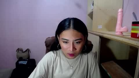 Kiana online show from 10/25/25, 02:56