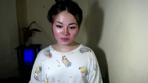 Snapshot of kiana4uxoxo chatting on 04/20/26, 05:54 Kiana online show from 04/20/26, 05:54