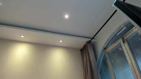    N         M online show from 10/08/25, 11:30