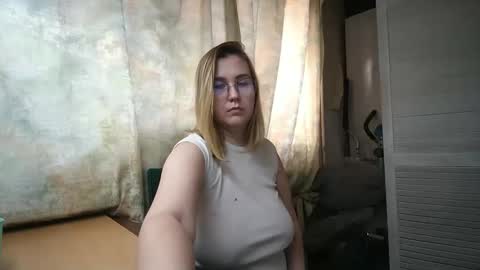 Snapshot of kianna_dior_ chatting on 02/05/25, 01:00 kianna_dior_ online show from 02/05/25, 01:00