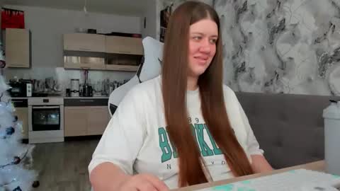 kianna_dior_ online show from 01/14/26, 08:42