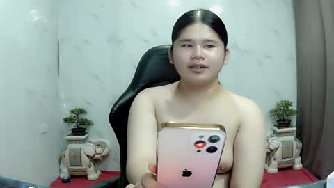 Your SweetGirl Ts online show from 02/12/25, 02:43