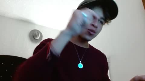 Snapshot of kianryu chatting on 10/27/25, 03:43 Adrian Chlloe online show from 10/27/25, 03:43