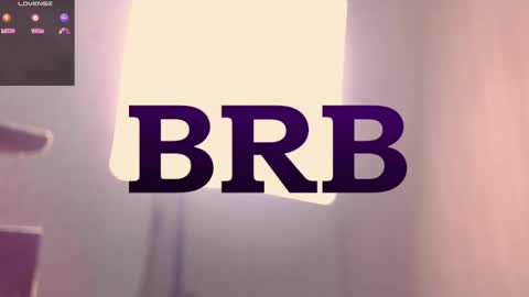 Snapshot of kianryu chatting on 11/19/25, 03:01 Adrian Chlloe online show from 11/19/25, 03:01