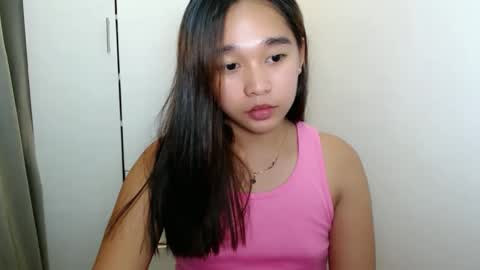 i love bella online show from 10/23/25, 05:18