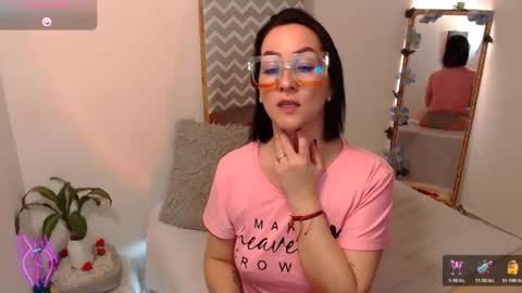 Kiara Bermont online show from 11/14/25, 03:22