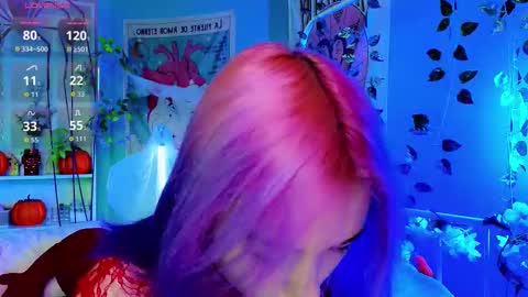 Snapshot of kiara_dream chatting on 10/29/25, 08:54 Kira online show from 10/29/25, 08:54