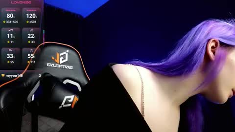 Snapshot of kiara_dream chatting on 11/07/25, 09:04 Kira online show from 11/07/25, 09:04