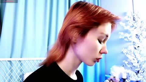 Kira online show from 03/28/26, 10:53