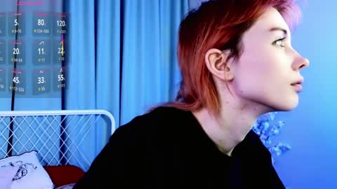 Kira online show from 04/05/26, 09:01