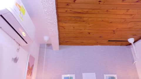 Kiara online show from 11/21/25, 10:08