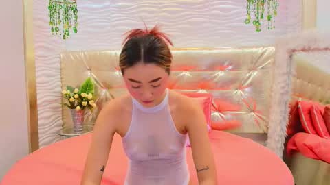 Snapshot of kiara_mils chatting on 02/24/26, 12:14 Kiara online show from 02/24/26, 12:14