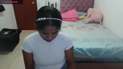 Snapshot of kiara_williamss chatting on 12/12/24, 07:15 Kiara online show from 12/12/24, 07:15