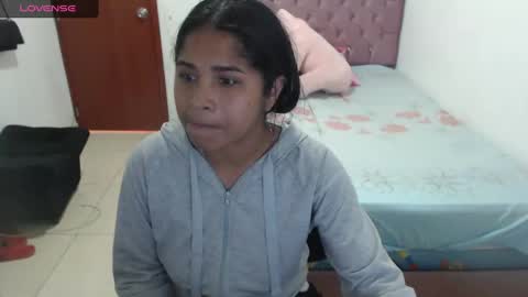 Snapshot of kiara_williamss chatting on 12/14/24, 07:57 Kiara online show from 12/14/24, 07:57