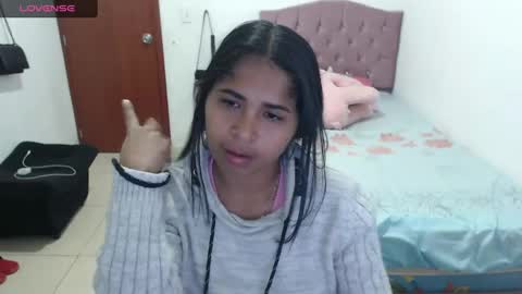 Snapshot of kiara_williamss chatting on 12/20/24, 02:41 Kiara online show from 12/20/24, 02:41